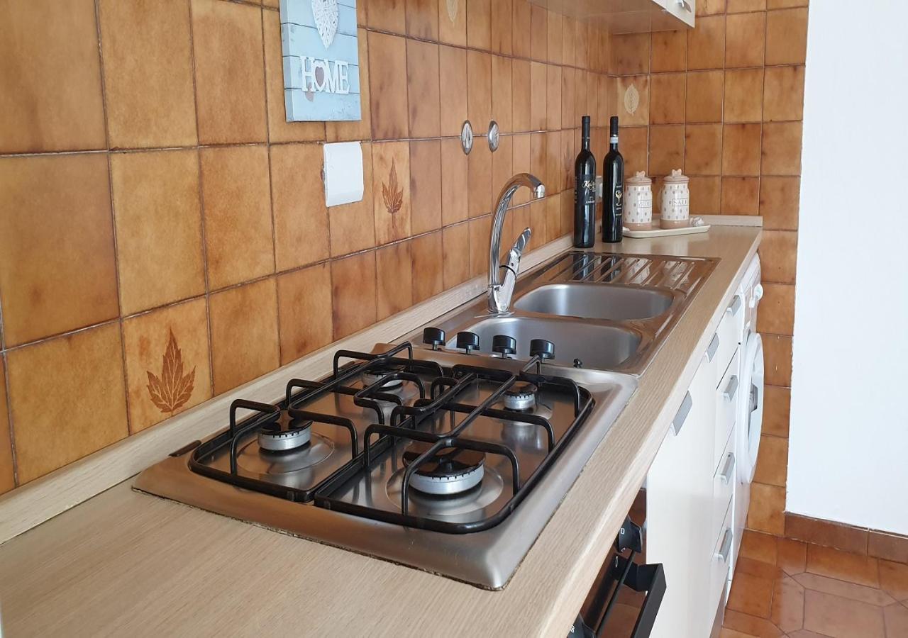 Holiday Apartments Lacco Ameno  Esterno foto