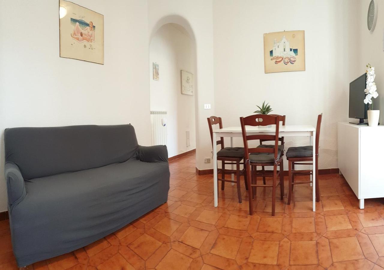 Holiday Apartments Lacco Ameno  Esterno foto