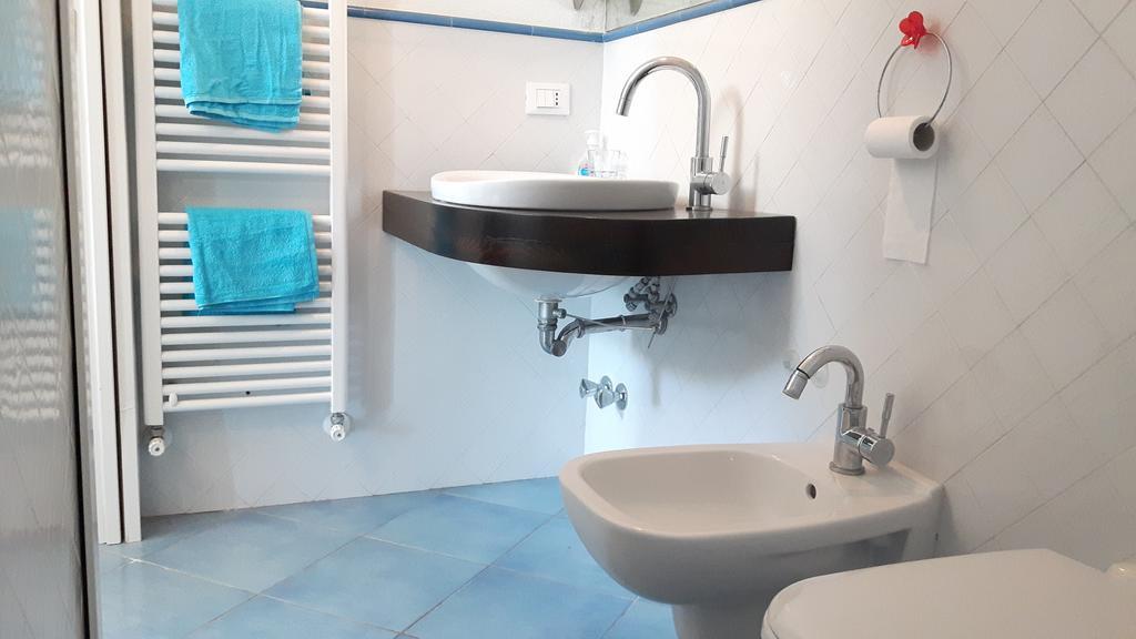 Holiday Apartments Lacco Ameno  Esterno foto