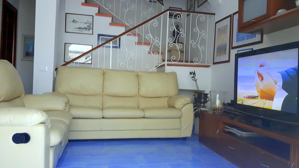 Holiday Apartments Lacco Ameno  Esterno foto