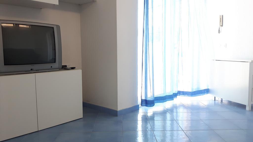 Holiday Apartments Lacco Ameno  Esterno foto