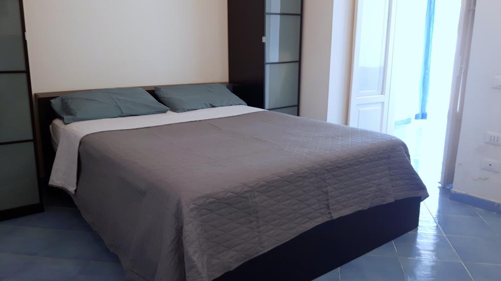 Holiday Apartments Lacco Ameno  Esterno foto
